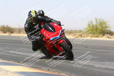 media/Mar-28-2022-Superbike Trackdays (Mon) [[b8603d0f67]]/Open Track Time/Turn 3 Inside/